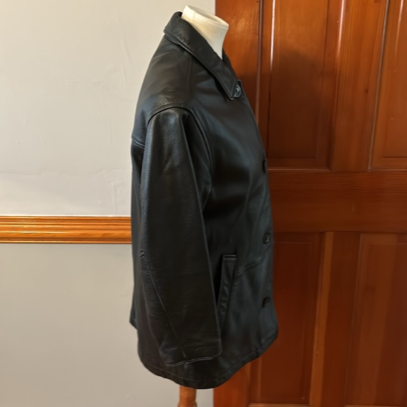 Eddie Bauer Leather Jacket - Picture 5 of 7